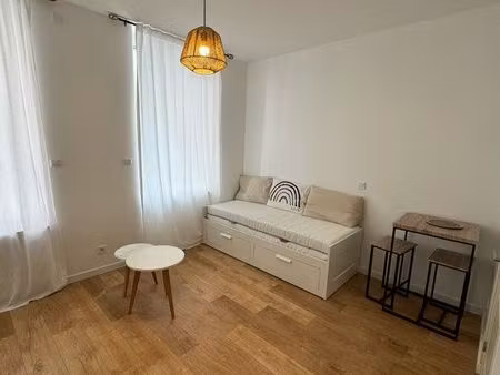 studio meublé
