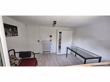 logement etudiant independant chez l’habitant avec cuisine  salle de douche et wc