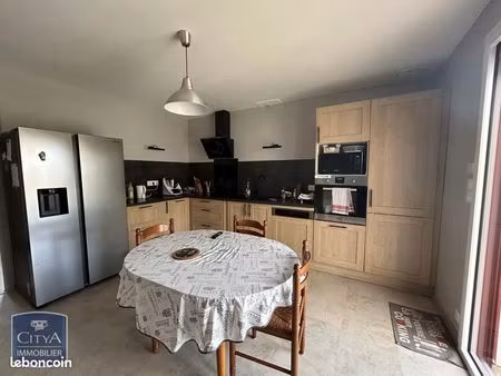 maison 6 pièces 163 m²