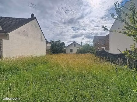 terrain 2 pièces 45 m²