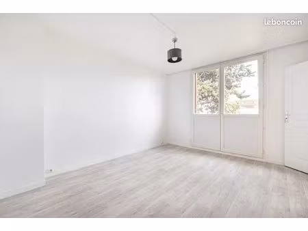 appartement 4 pièces 63 m²