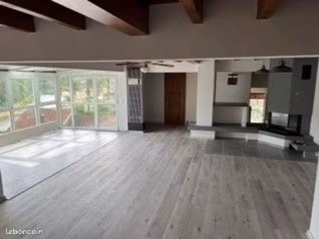 bel logement duplex f4/5 a louer avec tres belle vue