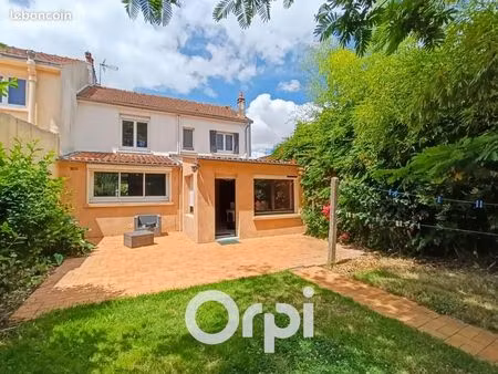 maison 4 pièces 95 m²