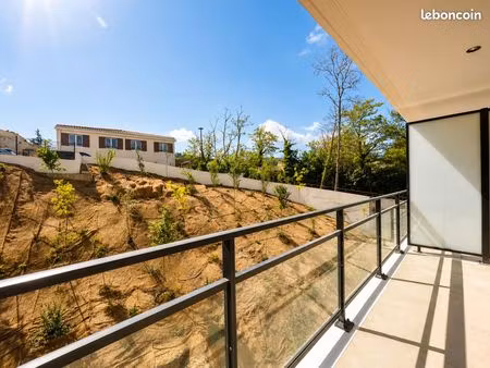 grand studio neuf 33m² – auribeau-sur-siagne