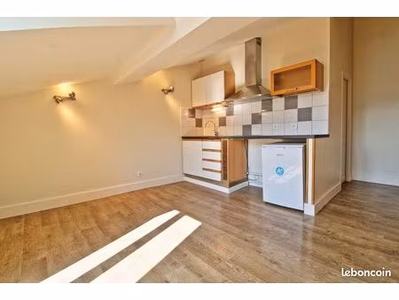 a louer beau t2 centre de voiron