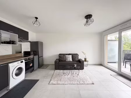 location appartement 2 pièces 43.35 m² à dammarie-les-lys (77190)  1 050 €