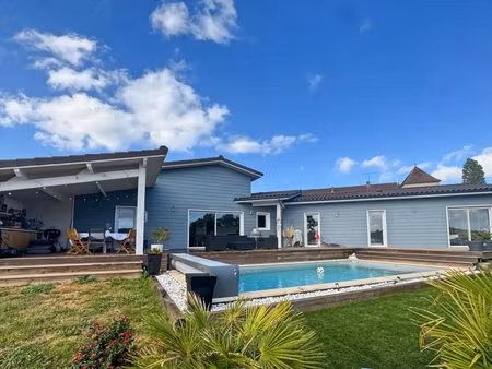maison de 6 pièces de 160 m² à périgueux - créavallée