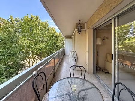 viager libre 2 pièces 4m2