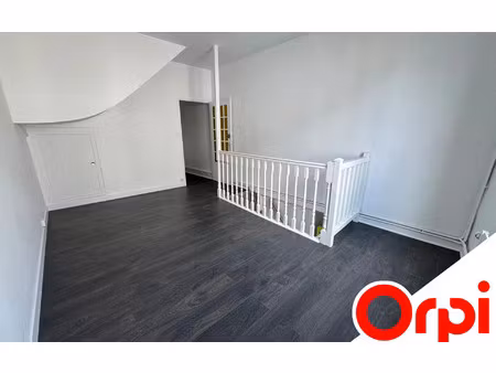 location appartement  73.3 m² t-4 à laon  665 €