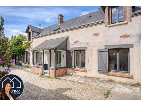 maison ancienne pleine de charme  276 5 m² habitables  5 chamb
