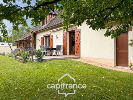 superbe maison familiale de 175 m² sur terrain arboré de 1209m² !