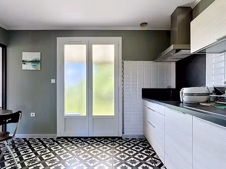 maison rénovée tavaux village