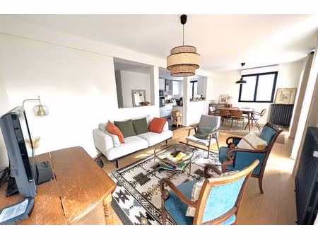 maison 5 pièces de charme non mitoyenne avec jardin et parking