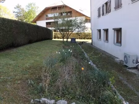 appartement t4 rdc 92m2 +318m2 jardin privatif  2mn autoroute geneve. annecy- cran gevrier