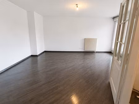 appartement t2 au bord de l'eau