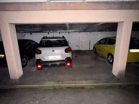 vente garage et parking à nantes saint-pasquier (44000) : à vendre / nantes saint-pasquier