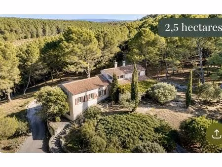 maison de 6 pièces de luxe en vente à carpentras  provence-alpes-côte d'azur