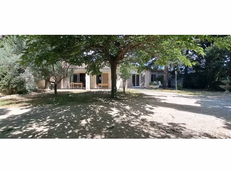 cavaillon villa de plain-pied sur terrain constructible