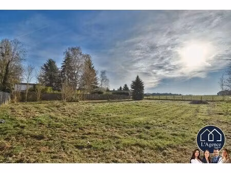 magnifique terrain plat constructible de 1124m2 viabilisé  tout