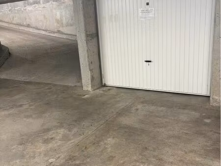 garage box parking 14m2