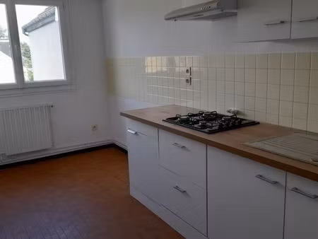 appartement t2 avec parking et terrasse