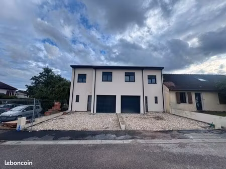 location maison neuve