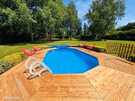 belle maison avec piscine