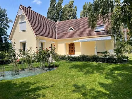 maison familiale 200 m² avec dépendance – grand terrain – dpe d – proche amiens-réserve fo