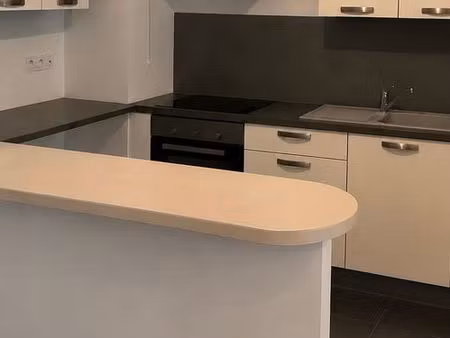 t3 55 42m² + garage + place de parking + terrasse