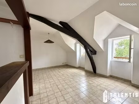 studio 2 pièces 32 m²