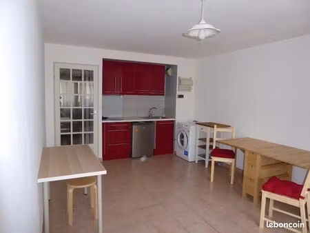 studio 1 pièce 29 m²