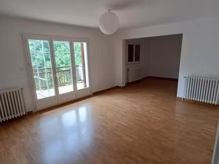 appartement 4 pièces 114 m²