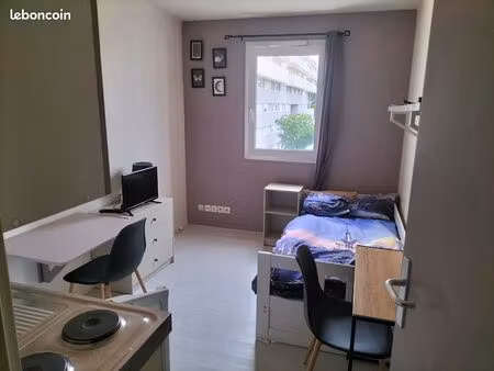 studio meublé 13 m2