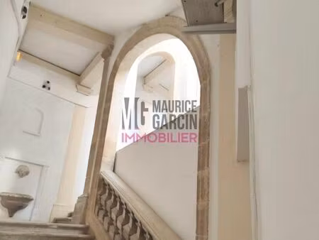 appartement 2 pièces 64 m²