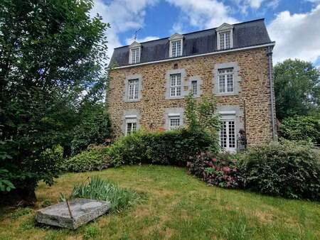 vente maison à mayenne (53100) : à vendre / 257m² mayenne
