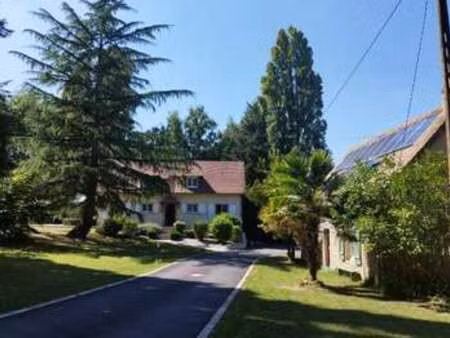 vente maison à surfonds (72370) : à vendre / 227m² surfonds