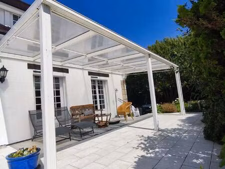 vente maison à luc-sur-mer (14530) : à vendre / 195m² luc-sur-mer