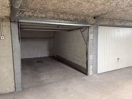 location garage box et parking à pornichet gambetta (44380) : à louer / 15m² pornichet gam
