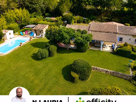 maison 7 pièces - 153 m²