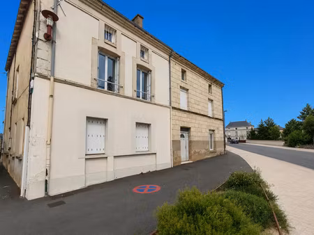 immeuble 13 pièces - 215 m²