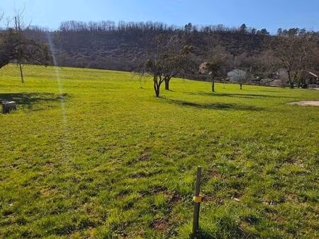 terrain constructible viabilisé à vendre