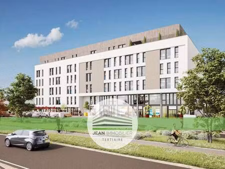 location bureaux et commerces à fleury-sur-orne (14123) : à louer / 125m² fleury-sur-orne