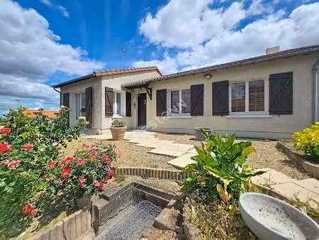 vente maison à mauges-sur-loire (49620) : à vendre / 99m² mauges-sur-loire