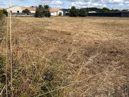vente terrain à saint-gilles-croix-de-vie croix de vie (85800) : à vendre / 1000m² saint-g
