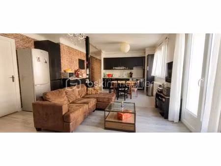 exclusivité : bel appartement t4 traversant & lumineux de 67 m² plein centre-ville – tout 