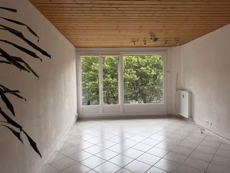 appartement t3 avec balcon