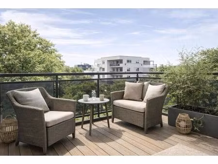 4 pieces lumineux en etage balcon