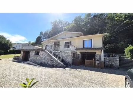 maison 3 chambres.garage.jardin