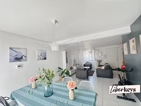 moussy le vieux - pavillon indépendant avec belle pièce de vie  au calme