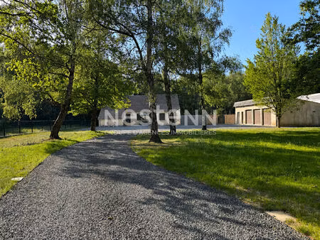 exclusivité ? maison familiale avec piscine  triple garage et 7 100 m² de terrain à 8 minu